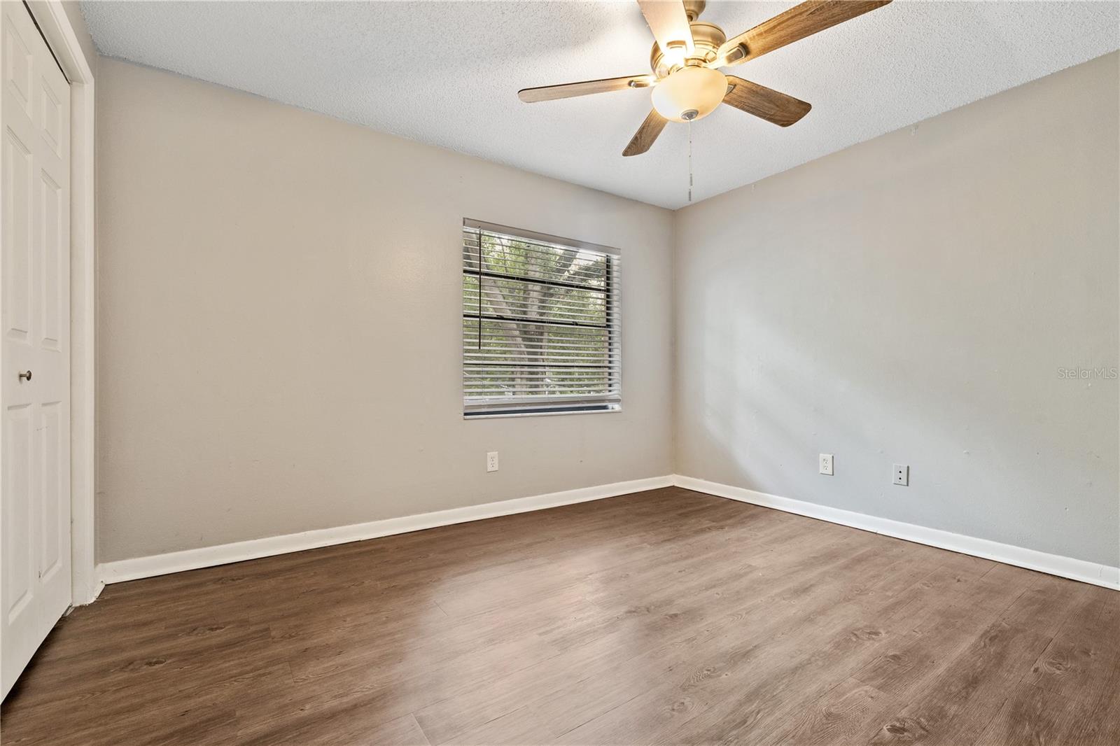 1221 E MOHAWK AVE #C — photo 8