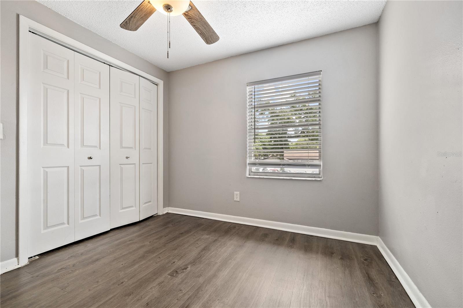 1221 E MOHAWK AVE #C — photo 11