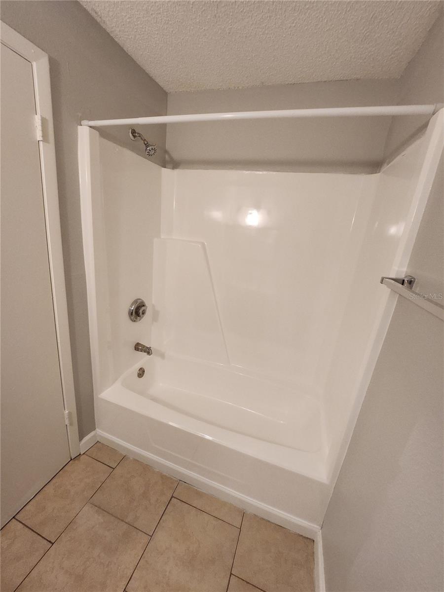 245 RED MAPLE PL — photo 12