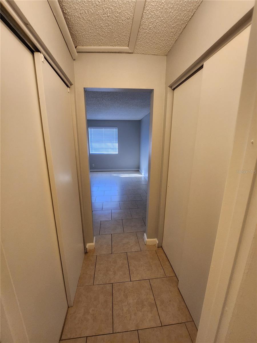 245 RED MAPLE PL — photo 14