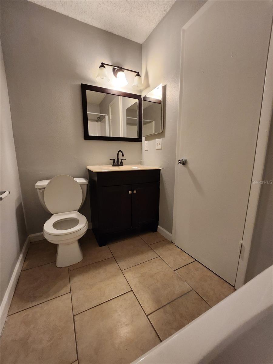 245 RED MAPLE PL — photo 11