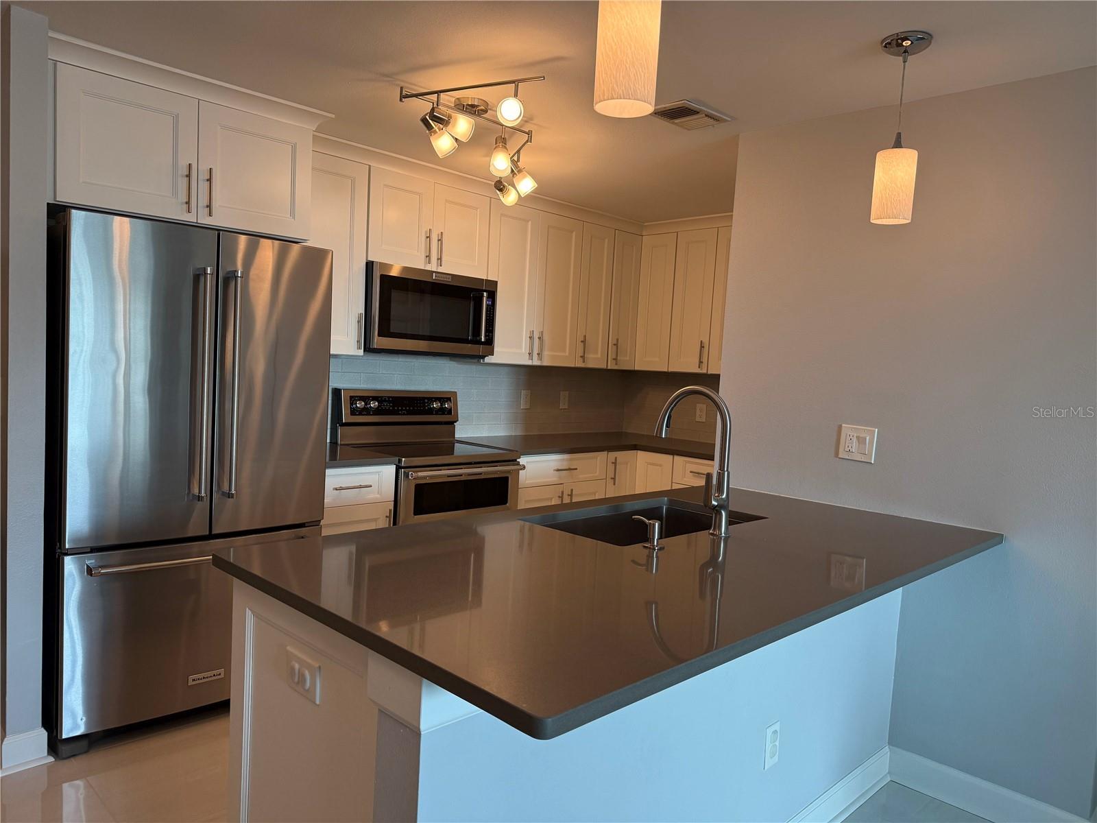 345 BAYSHORE BLVD #1102 — photo 5