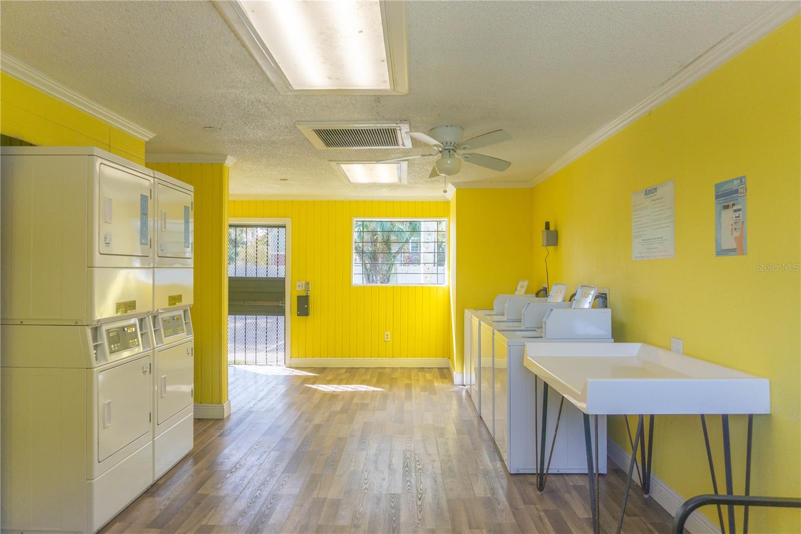 502 GOLDEN RAINTREE PL — photo 20