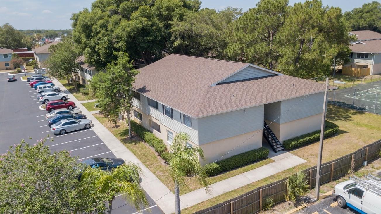 502 GOLDEN RAINTREE PL — photo 6