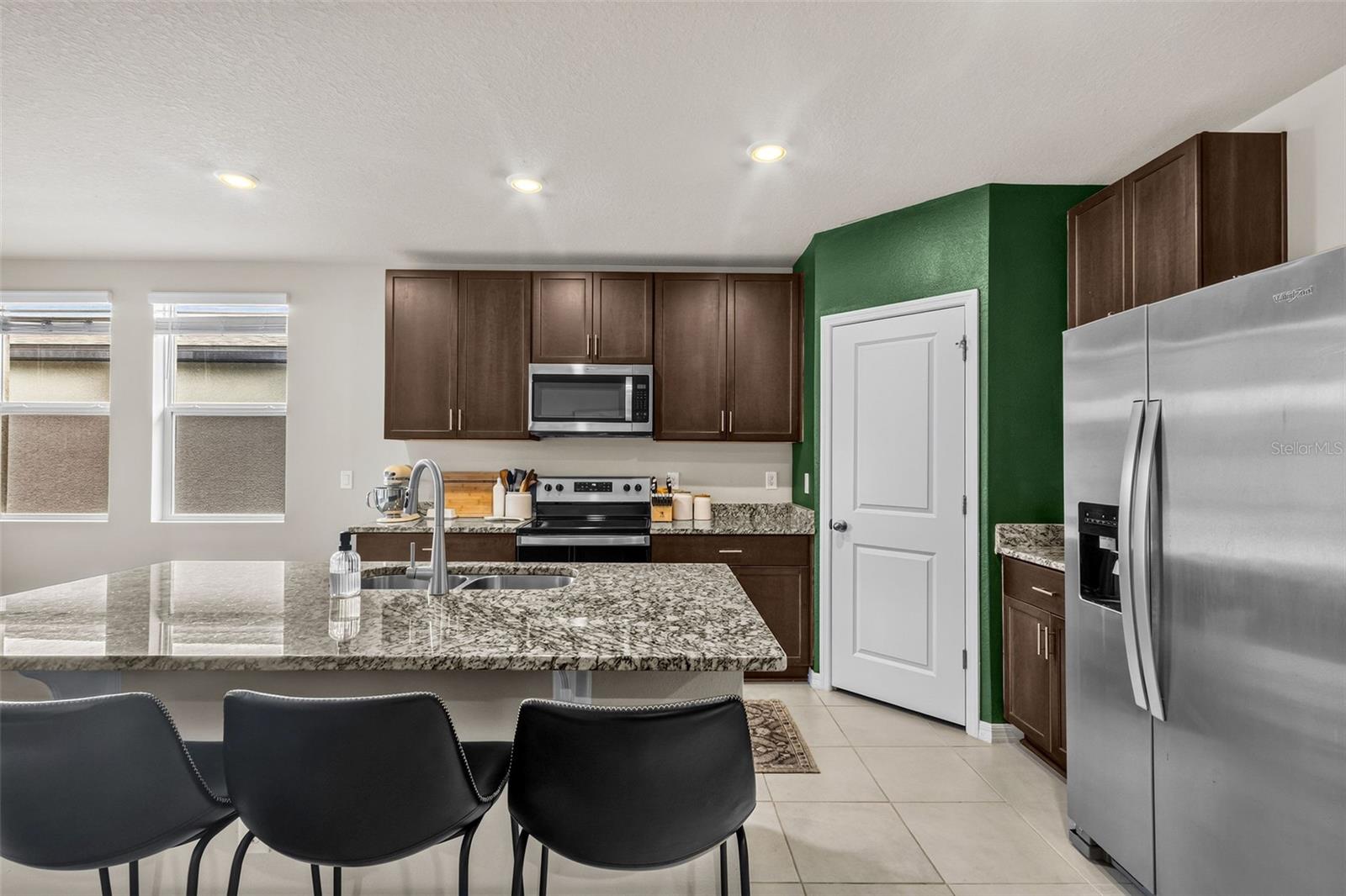 7017 FEATHER RIVER PL — photo 6