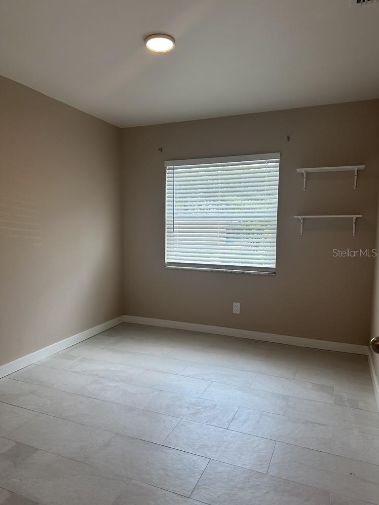 113 S FREMONT AVE #A — photo 11