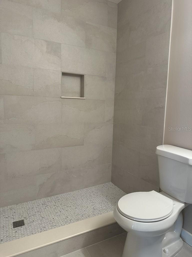 113 S FREMONT AVE #A — photo 8