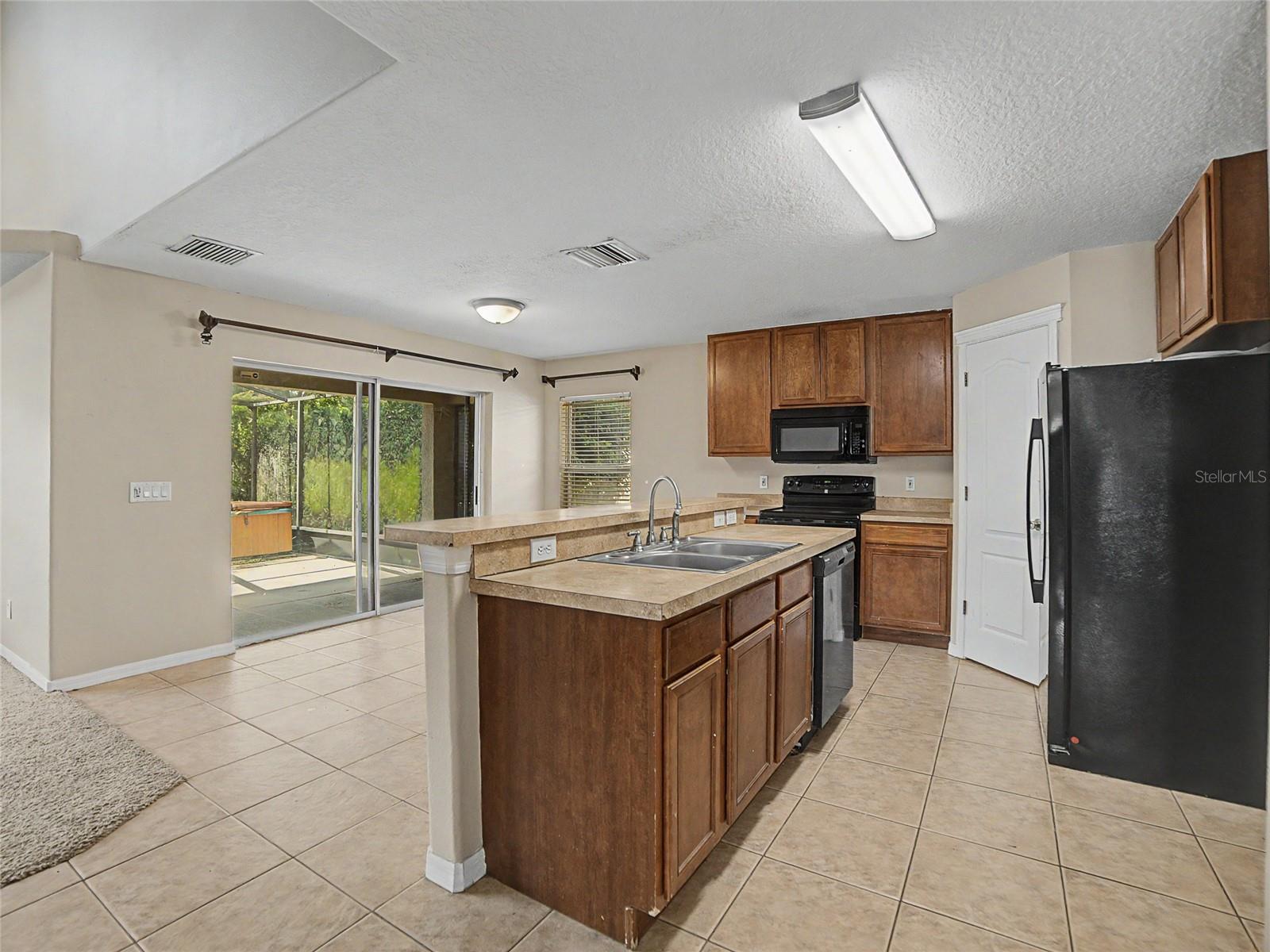 5828 WRENWATER DR — photo 6