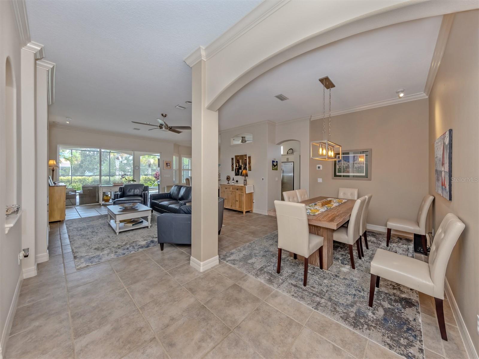 151 COCO PALM DR — photo 3