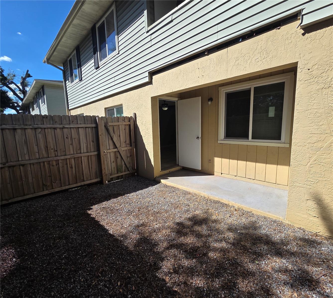 510 GOLDEN RAINTREE PL — photo 16