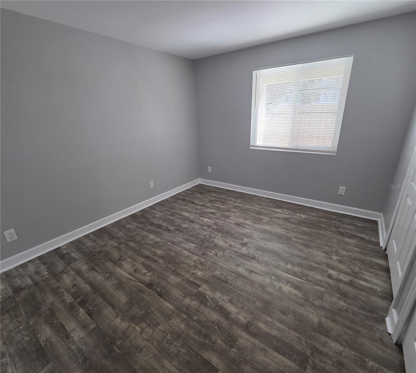 510 GOLDEN RAINTREE PL — photo 11