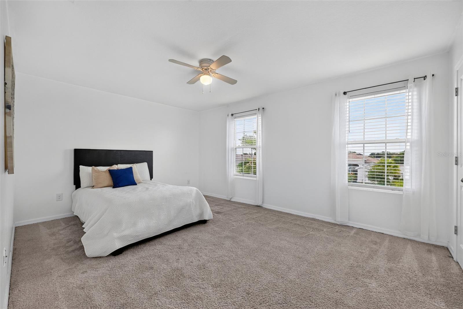 6541 DEVESTA LOOP — photo 36