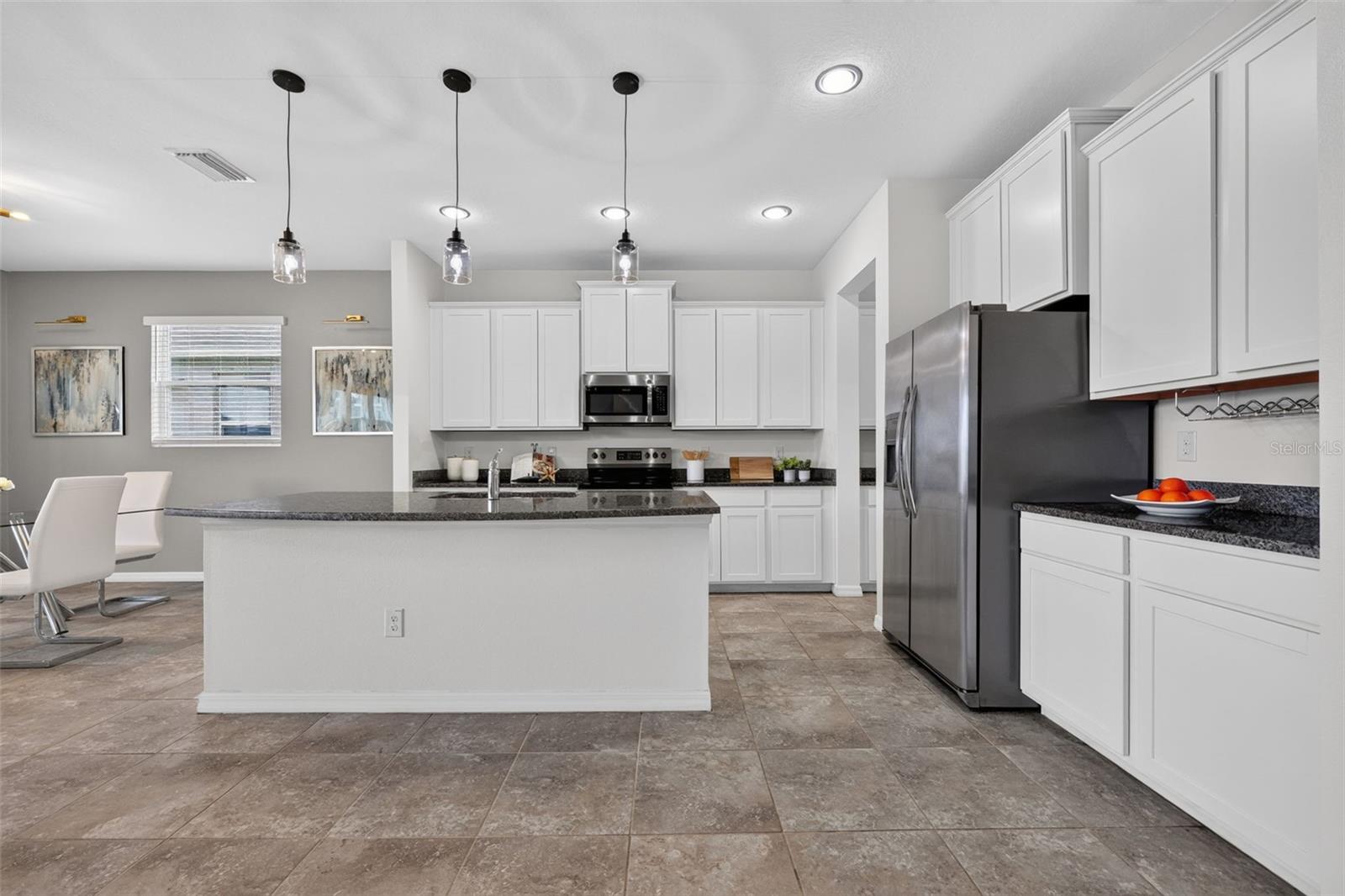 6541 DEVESTA LOOP — photo 13