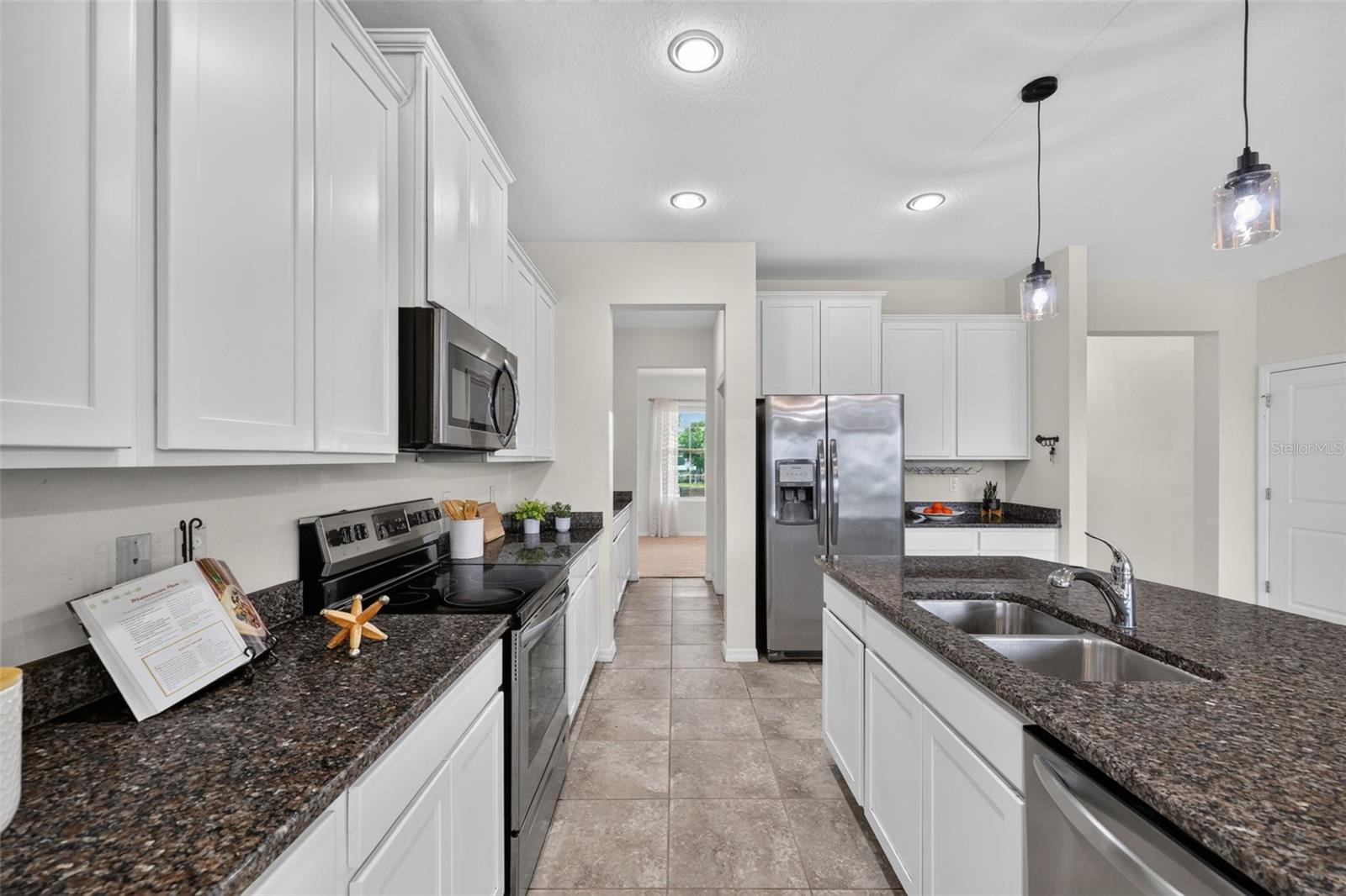 6541 DEVESTA LOOP — photo 17