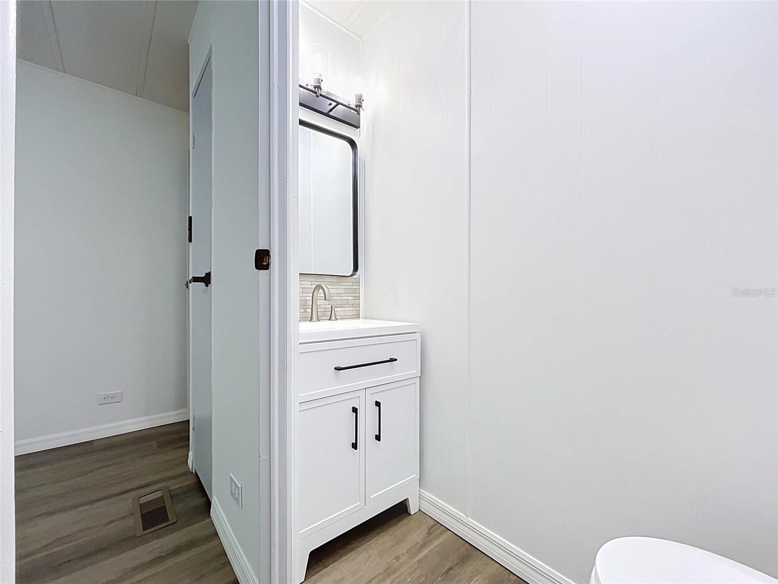 6965 FORT KING RD — photo 14