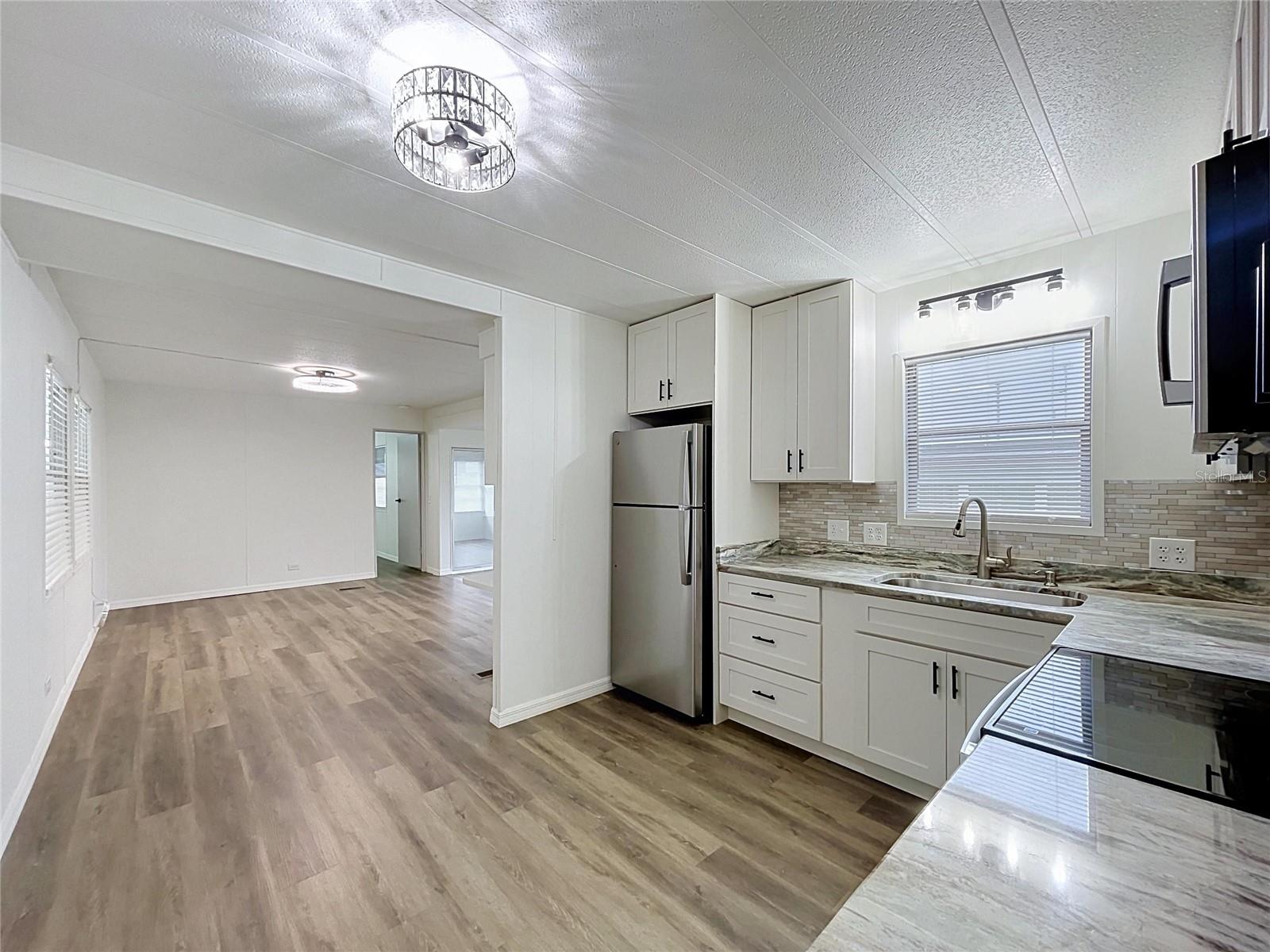 6965 FORT KING RD — photo 8