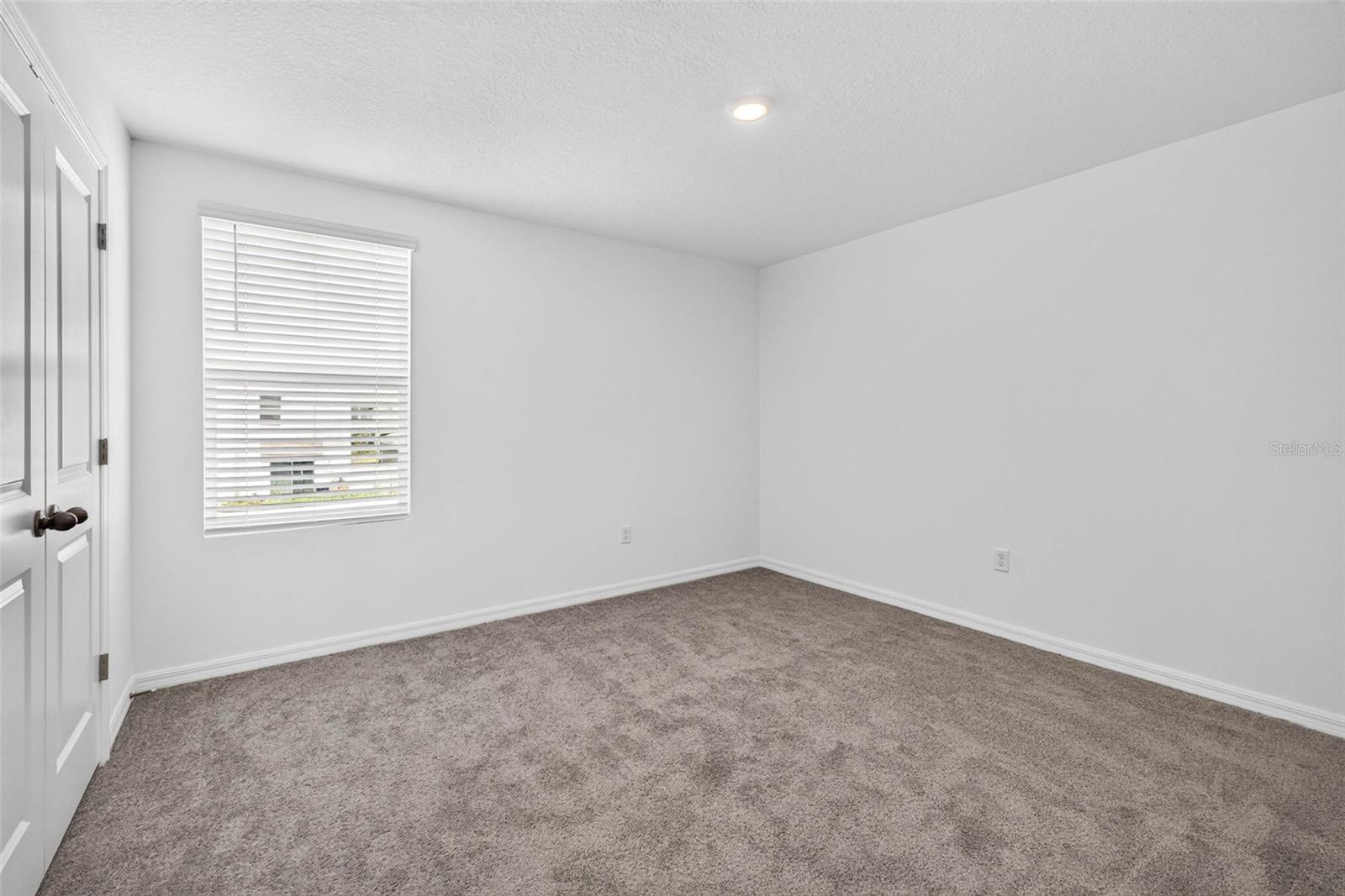 7622 ROSEWOOD GARDEN LOOP — photo 34