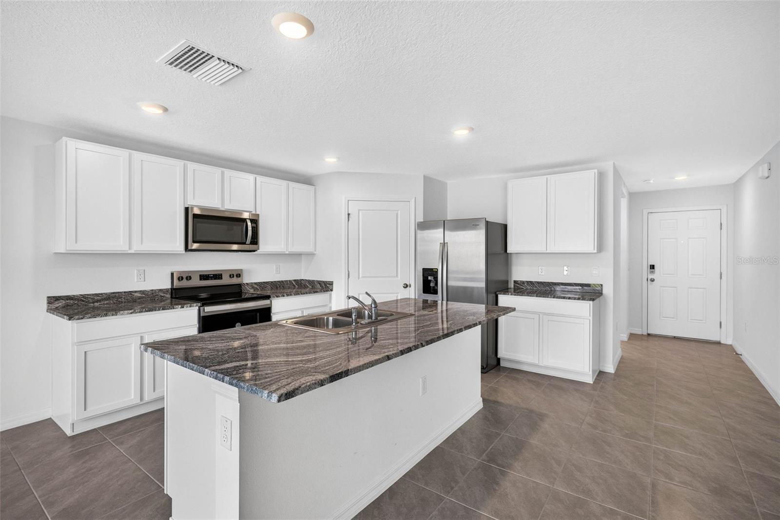 7622 ROSEWOOD GARDEN LOOP — photo 13