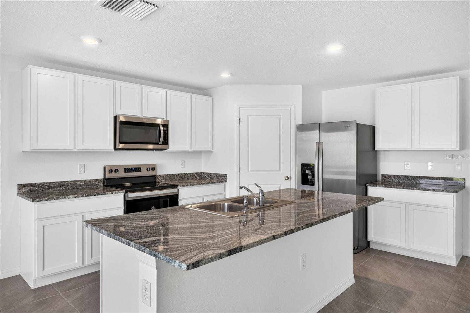 7622 ROSEWOOD GARDEN LOOP — photo 14