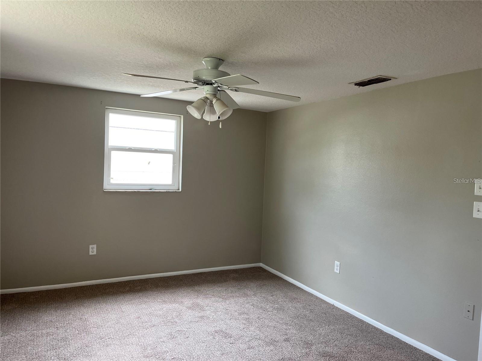 7407 UNIVERSITY DR — photo 15