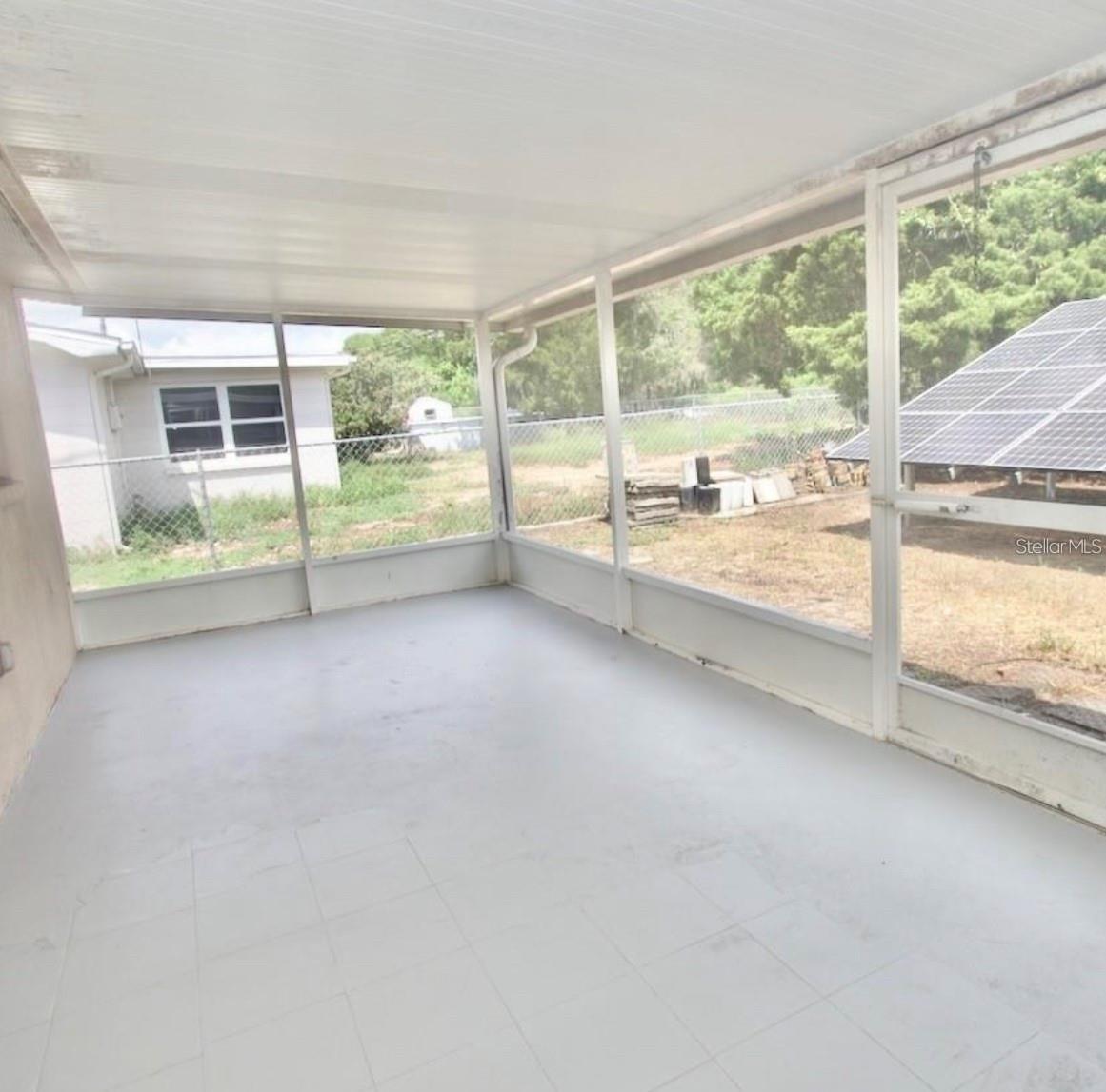 7407 UNIVERSITY DR — photo 20
