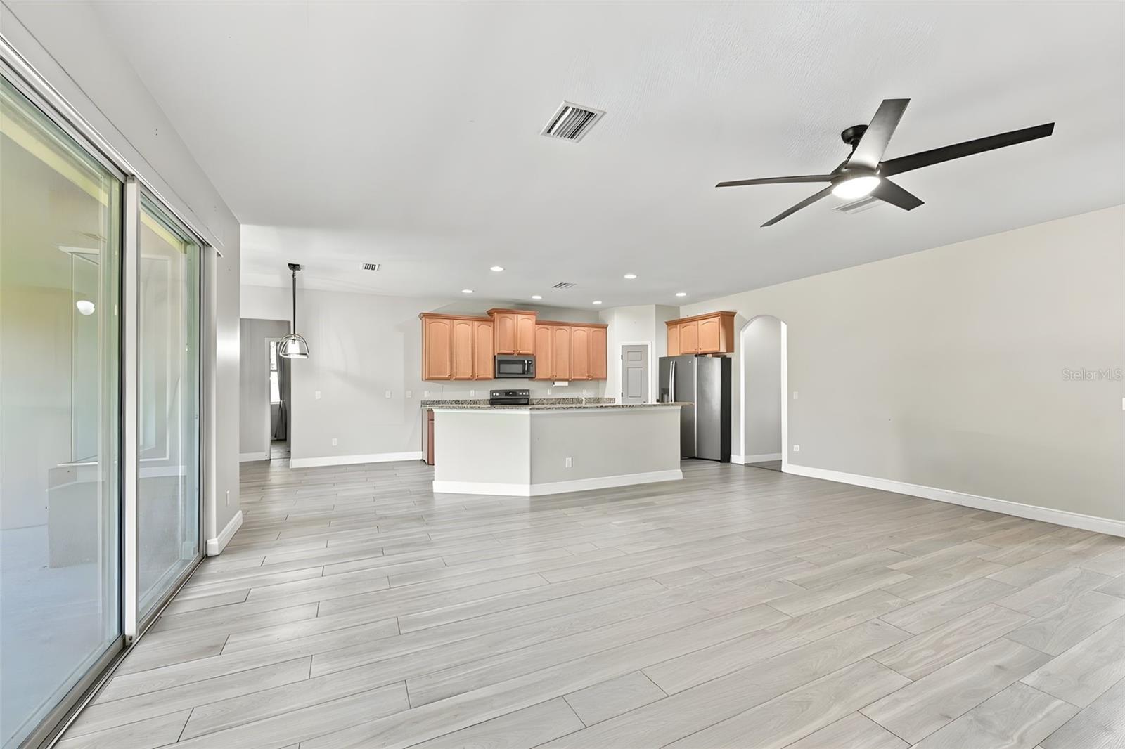 3403 WALDEN RESERVE DR — photo 16