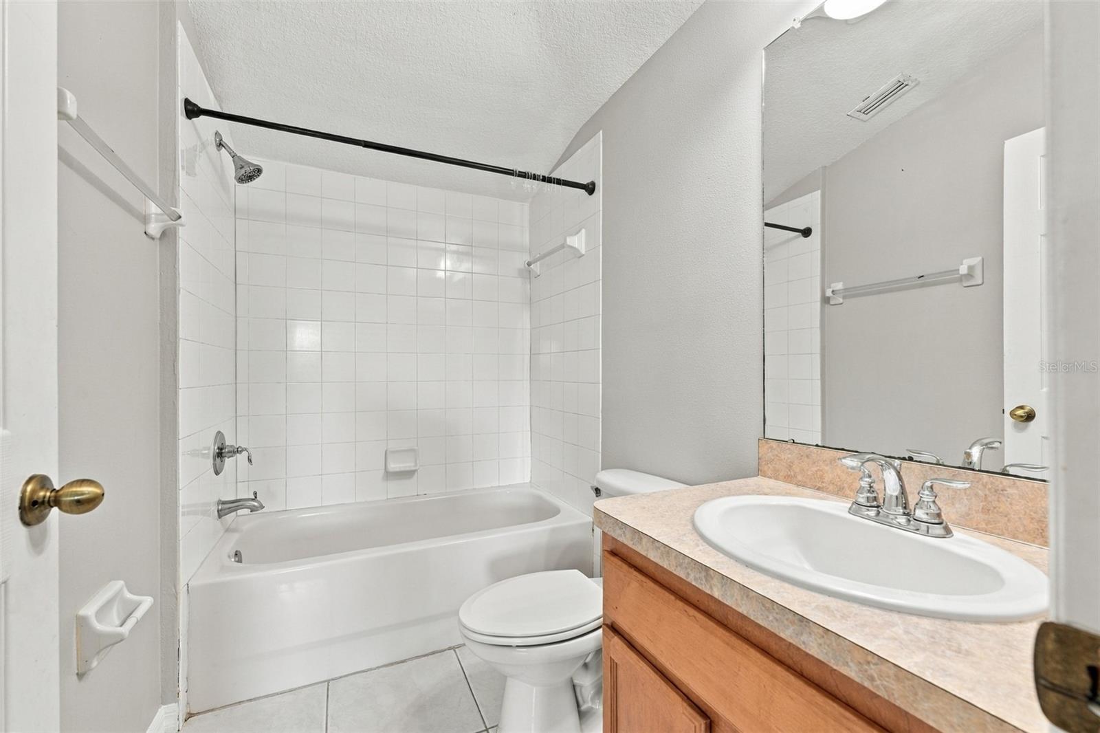 3403 WALDEN RESERVE DR — photo 45