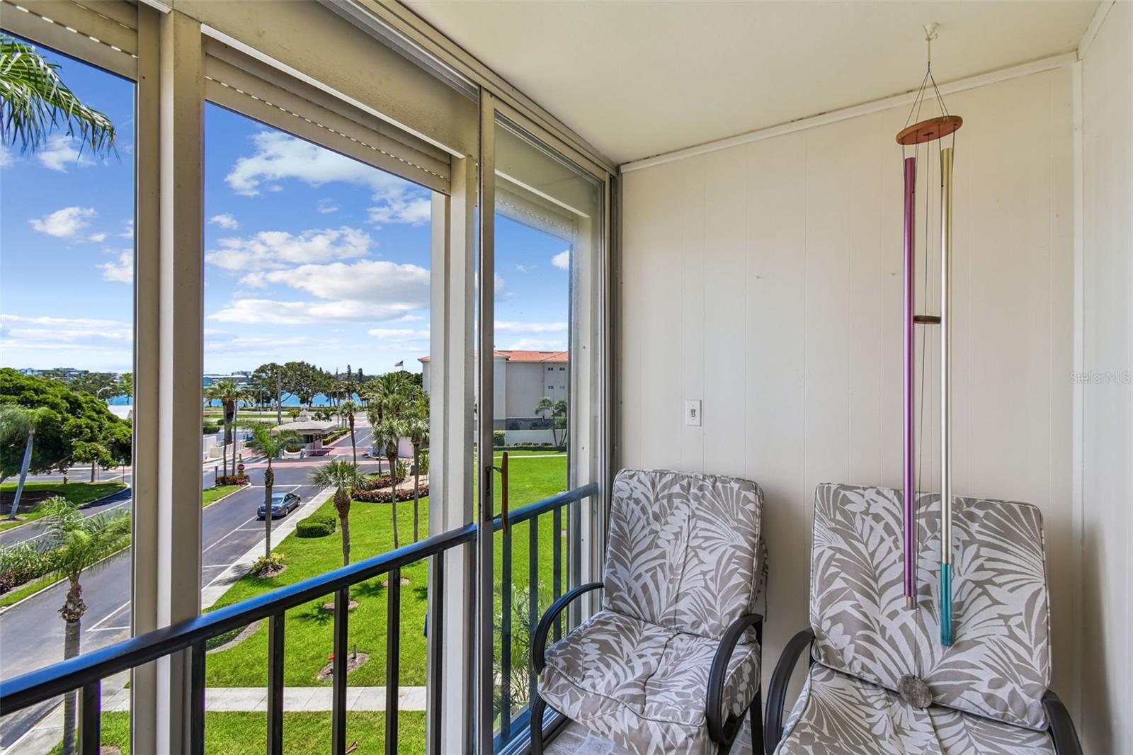 7400 SUN ISLAND DR S #411 — photo 33