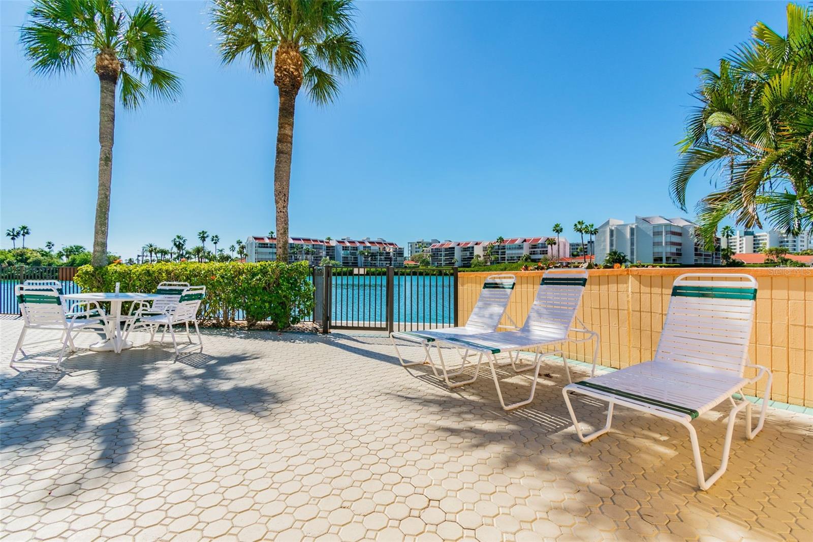 7400 SUN ISLAND DR S #411 — photo 52