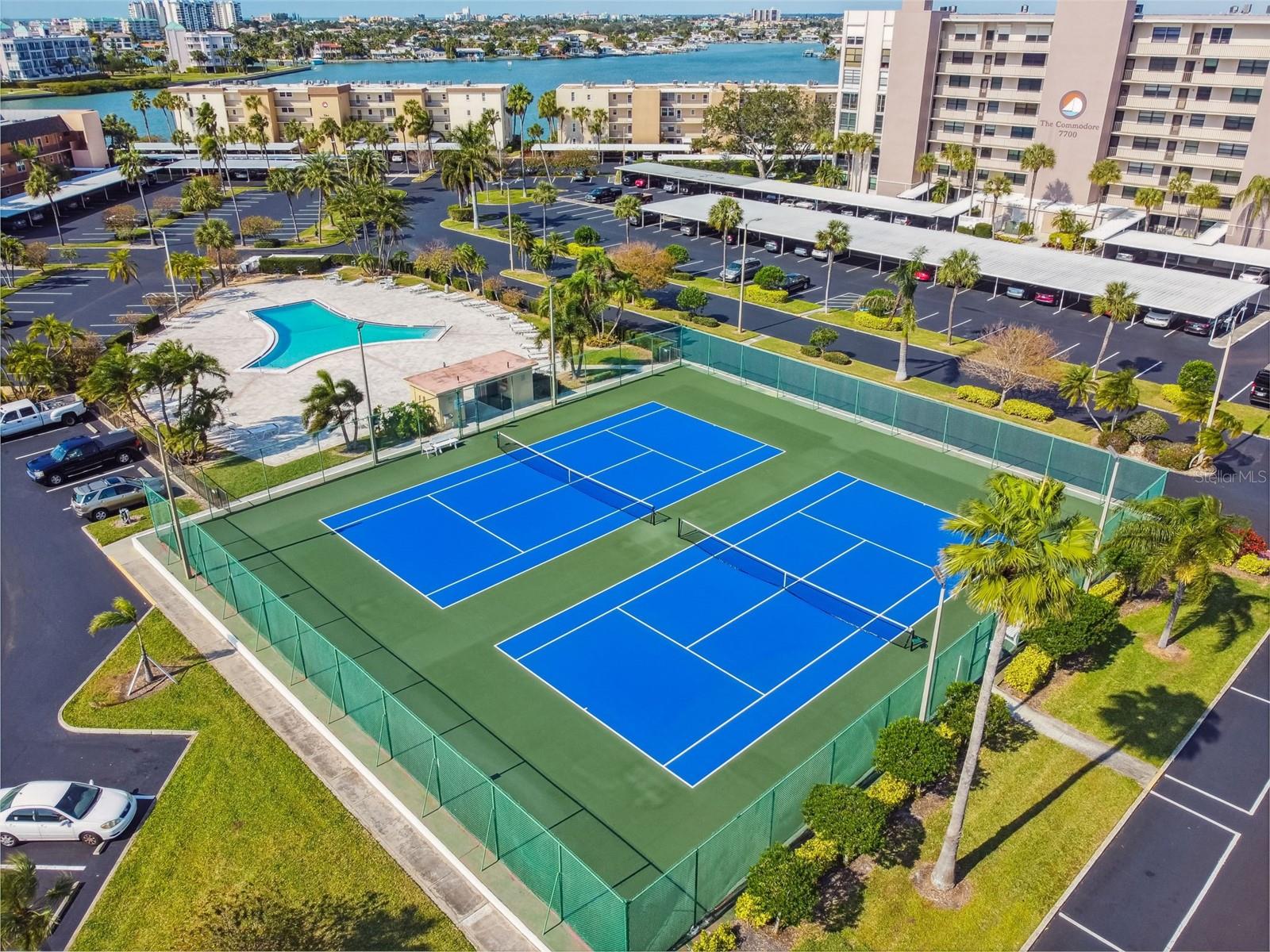 7400 SUN ISLAND DR S #411 — photo 49