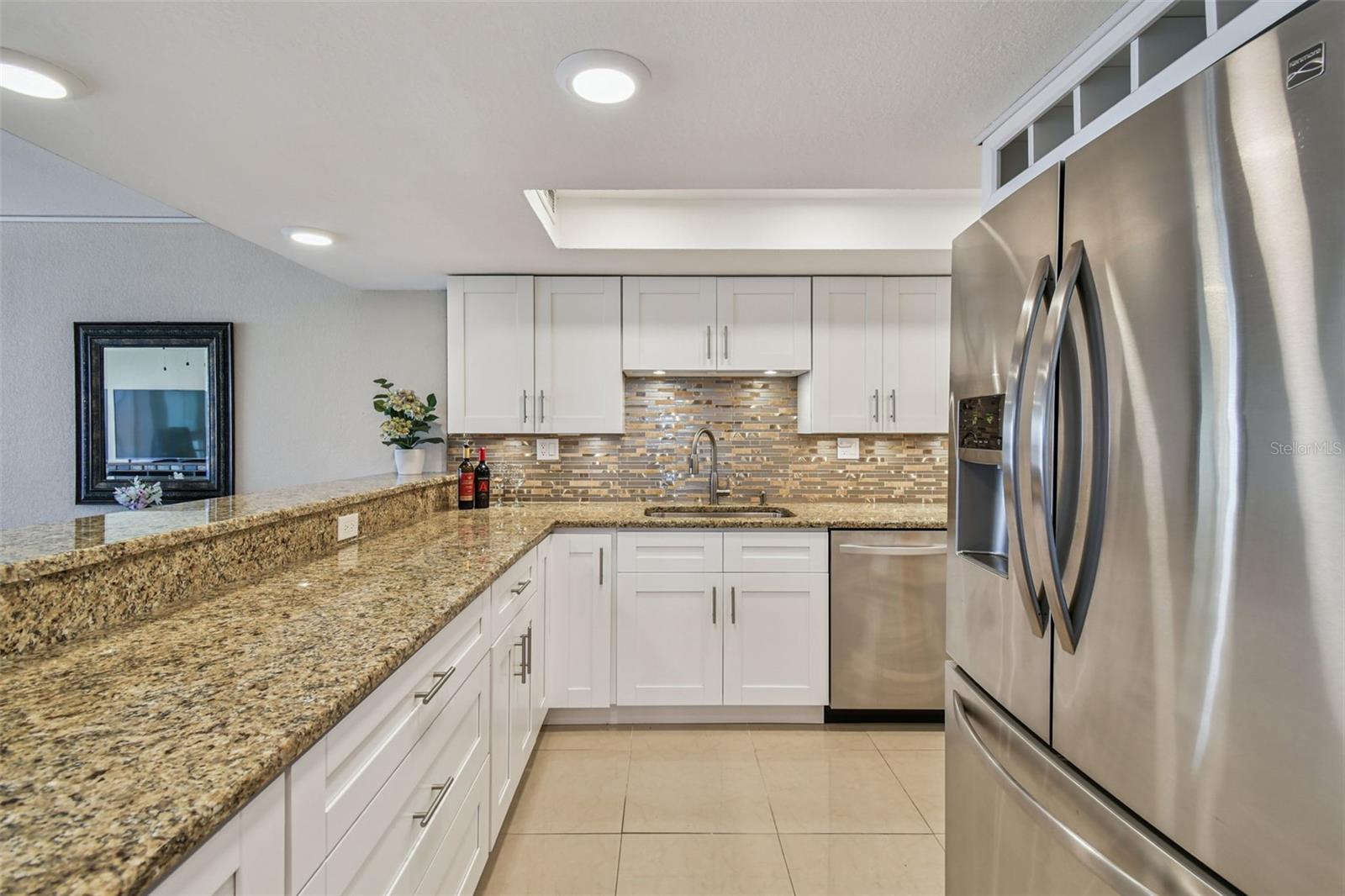 7400 SUN ISLAND DR S #411 — photo 11