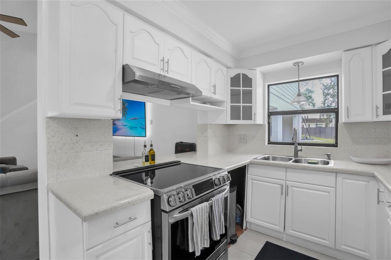 12409 N BOULEVARD — photo 16