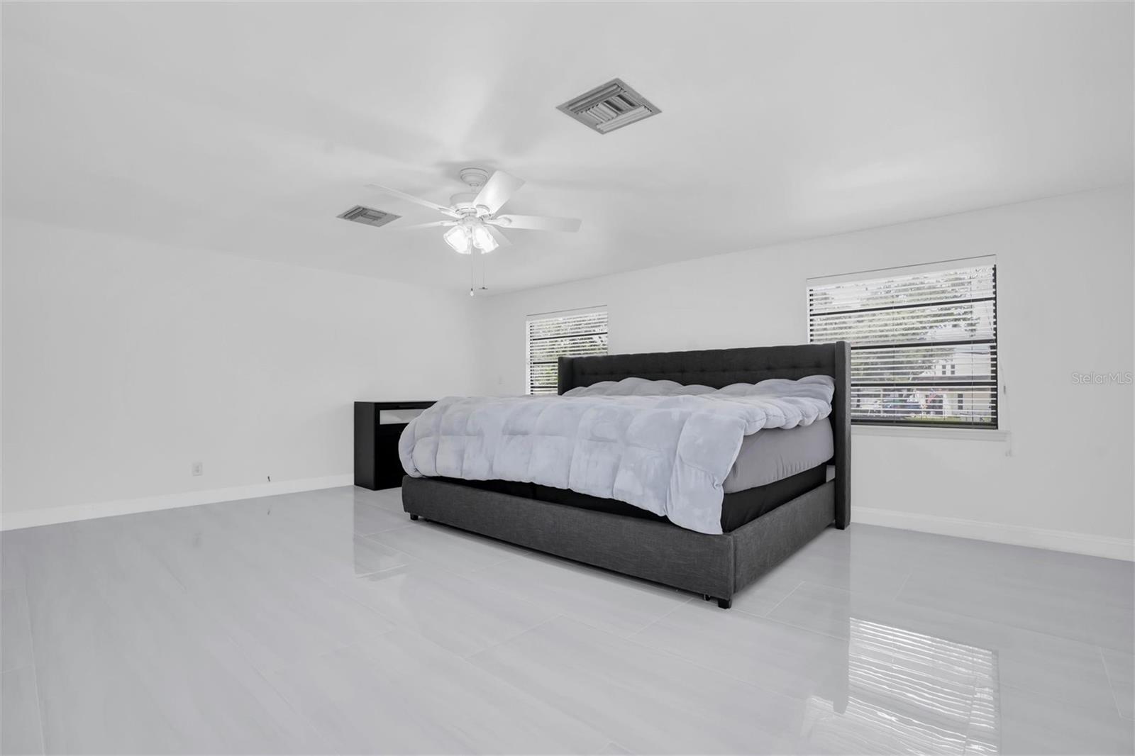 12409 N BOULEVARD — photo 25