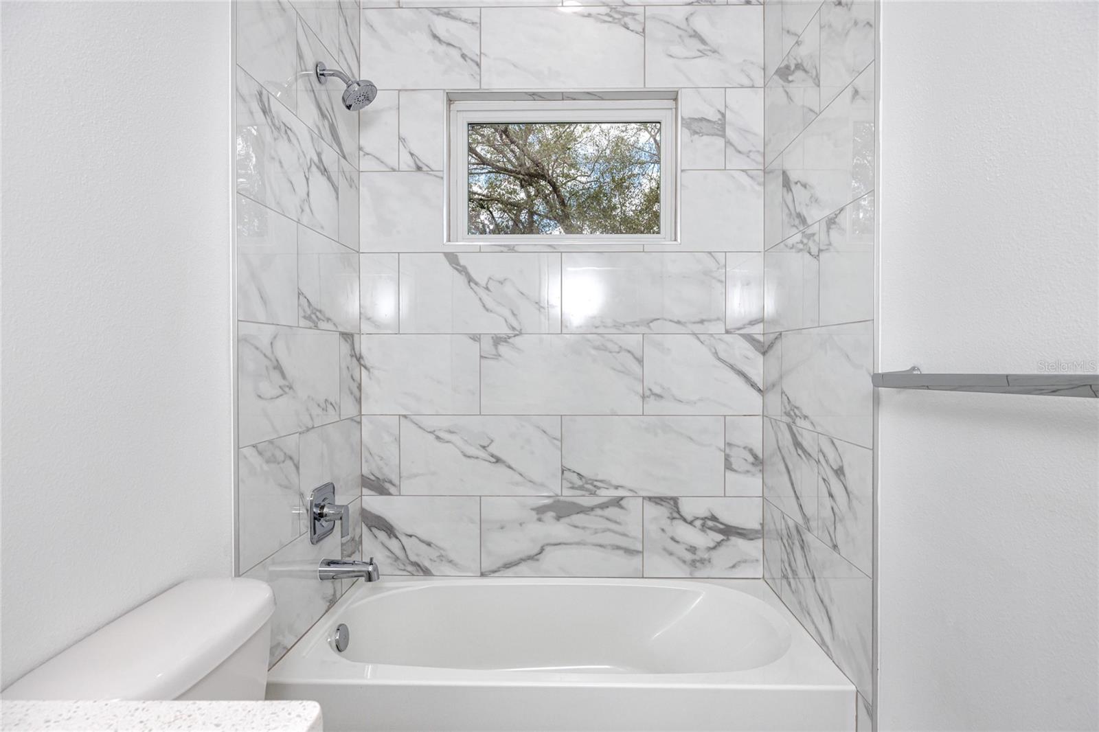 915 E 15TH AVE #2 — photo 26