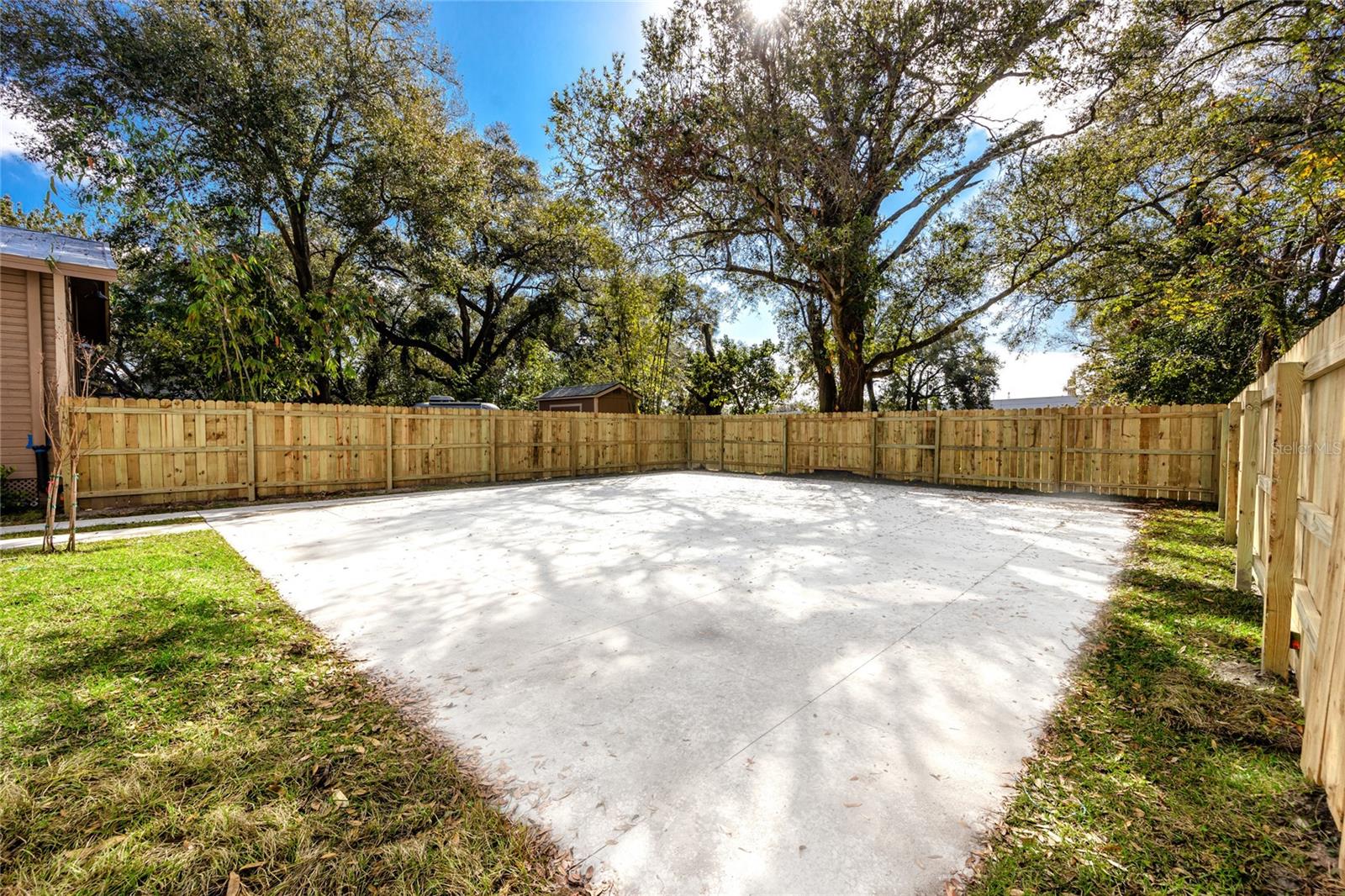 915 E 15TH AVE #2 — photo 39