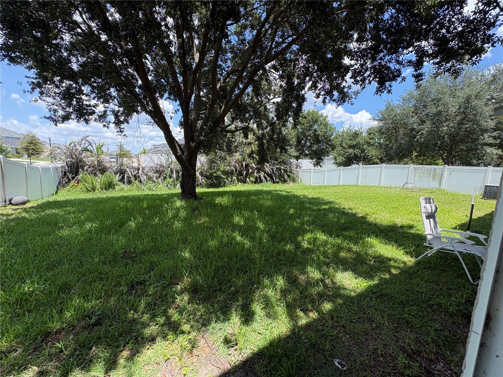 12332 BELCROFT DR — photo 2