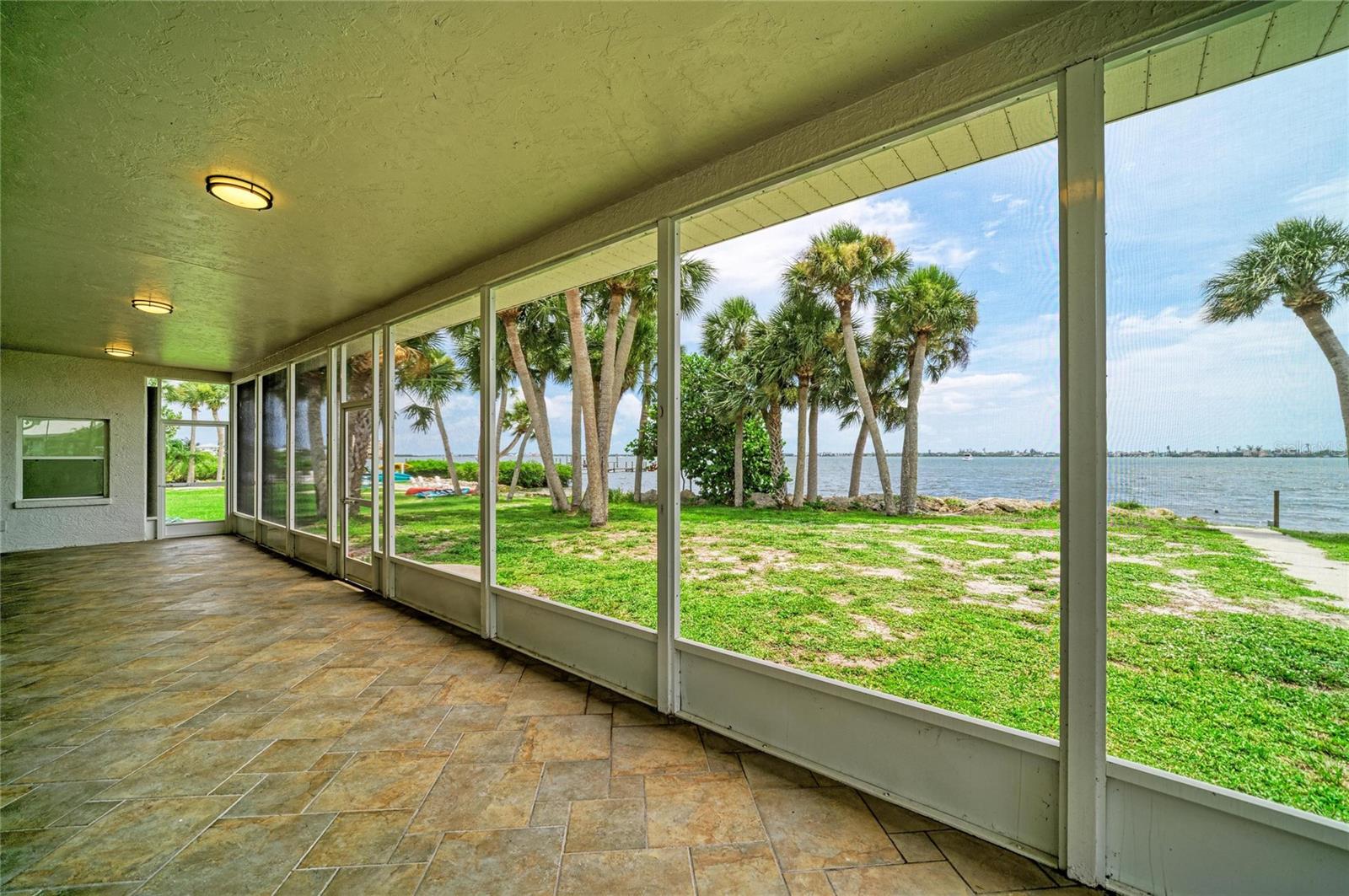 211 BAHIA VISTA DR — photo 43