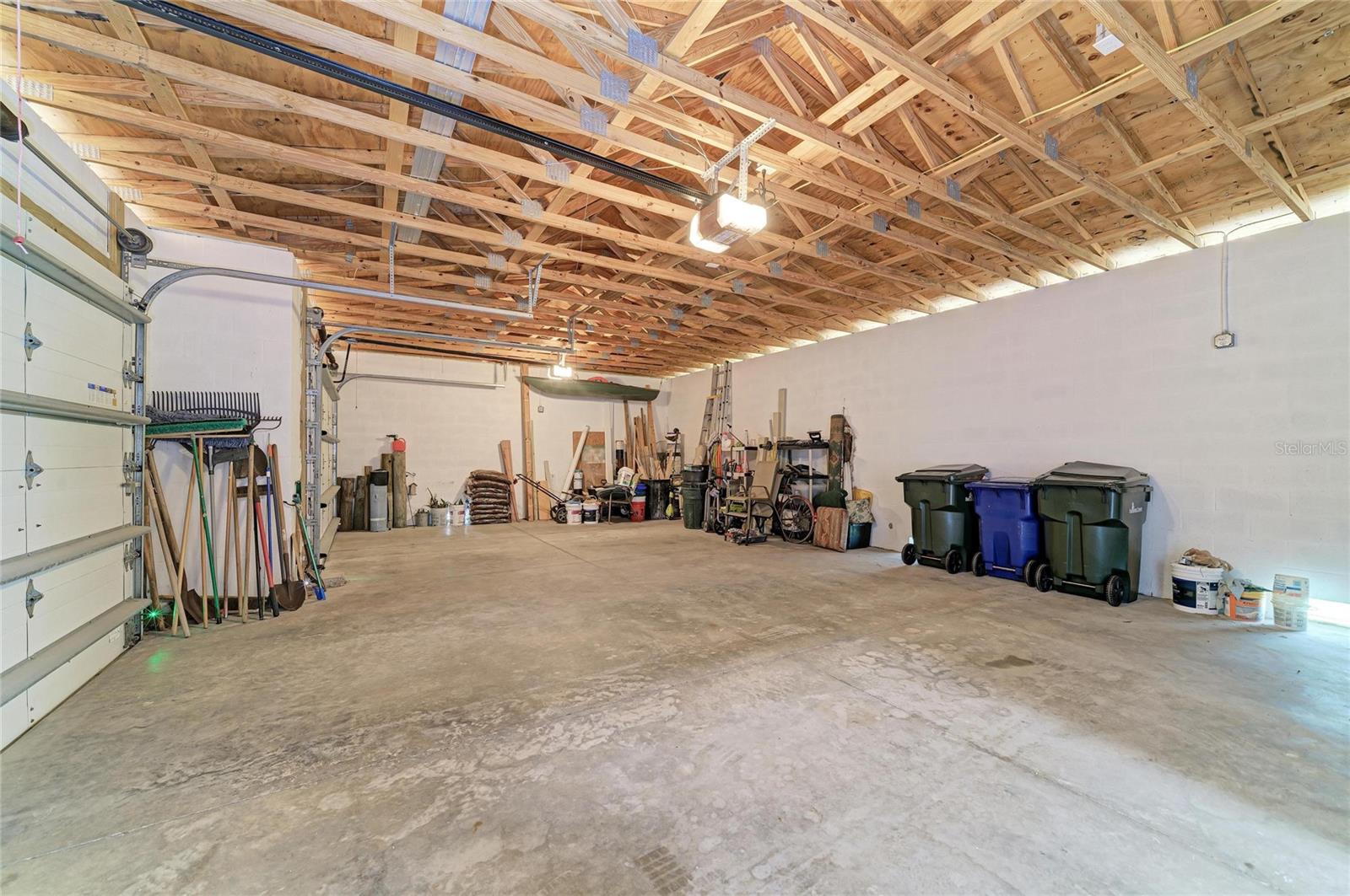 211 BAHIA VISTA DR — photo 39