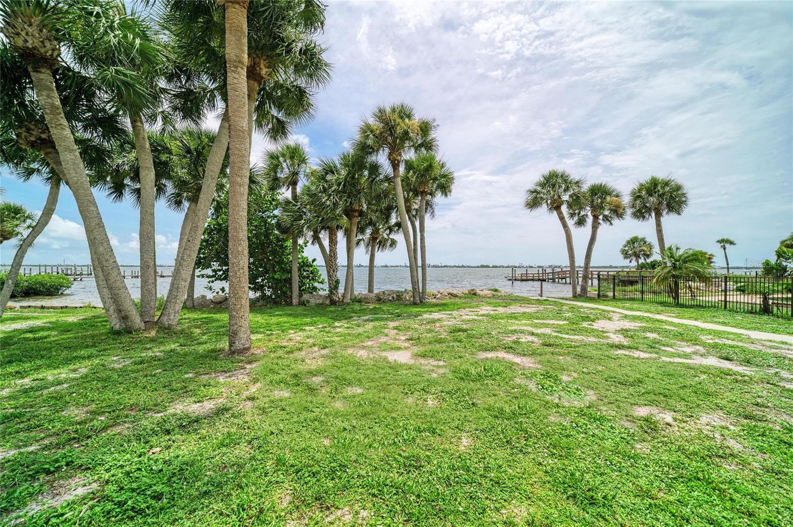 211 BAHIA VISTA DR — photo 45