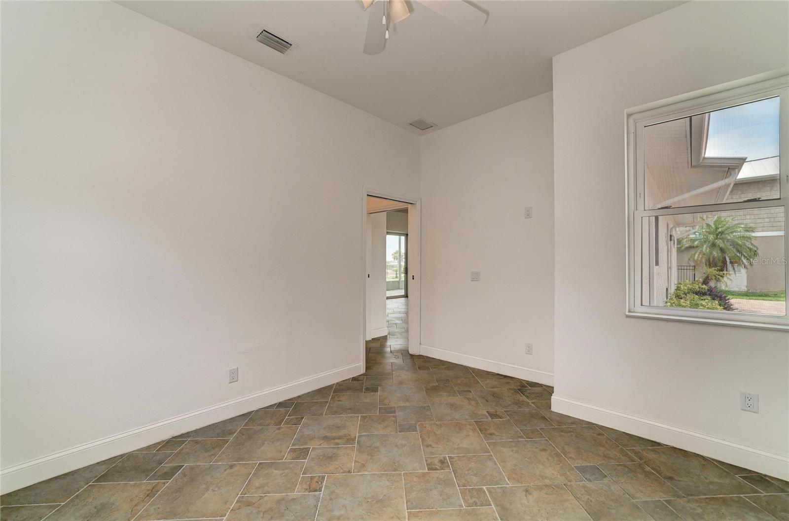 211 BAHIA VISTA DR — photo 37