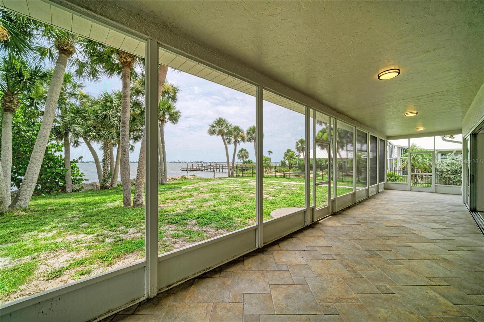 211 BAHIA VISTA DR — photo 41