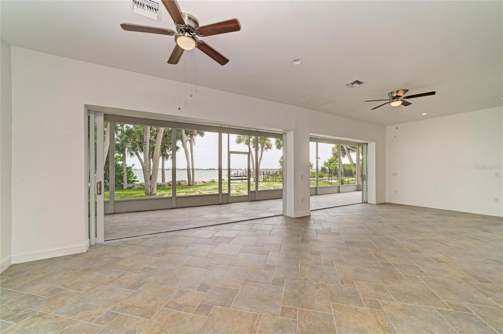 211 BAHIA VISTA DR — photo 38
