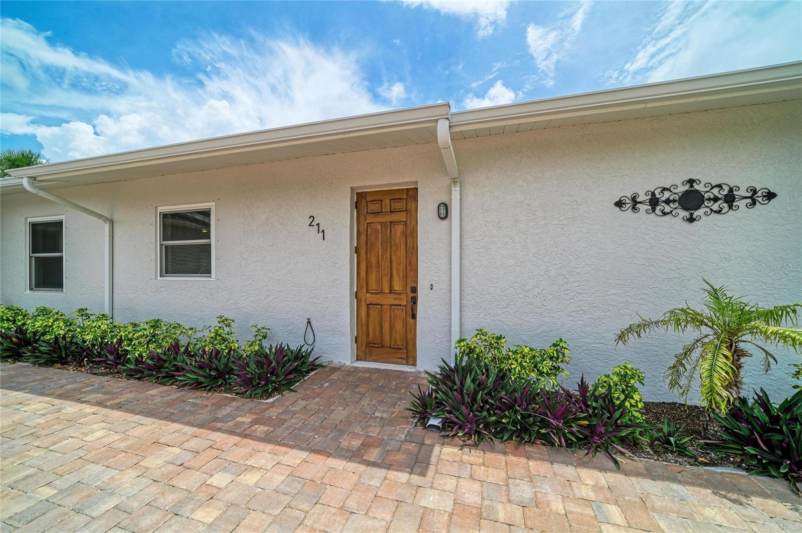 211 BAHIA VISTA DR — photo 8