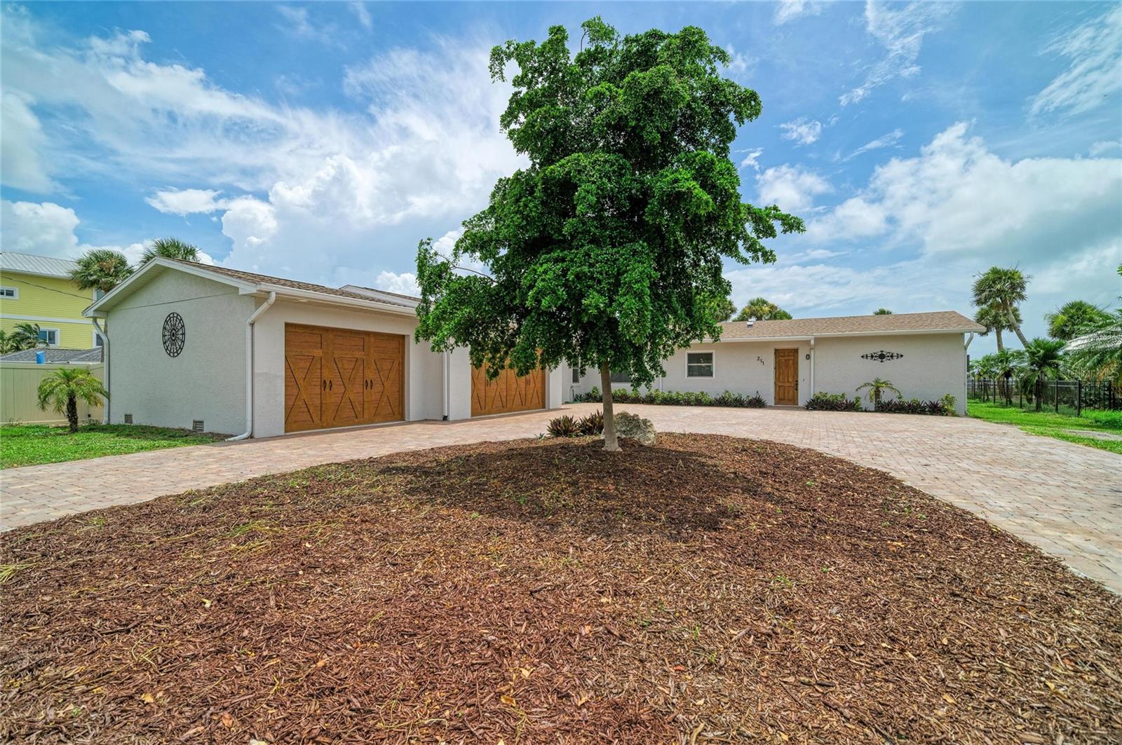 211 BAHIA VISTA DR — photo 6
