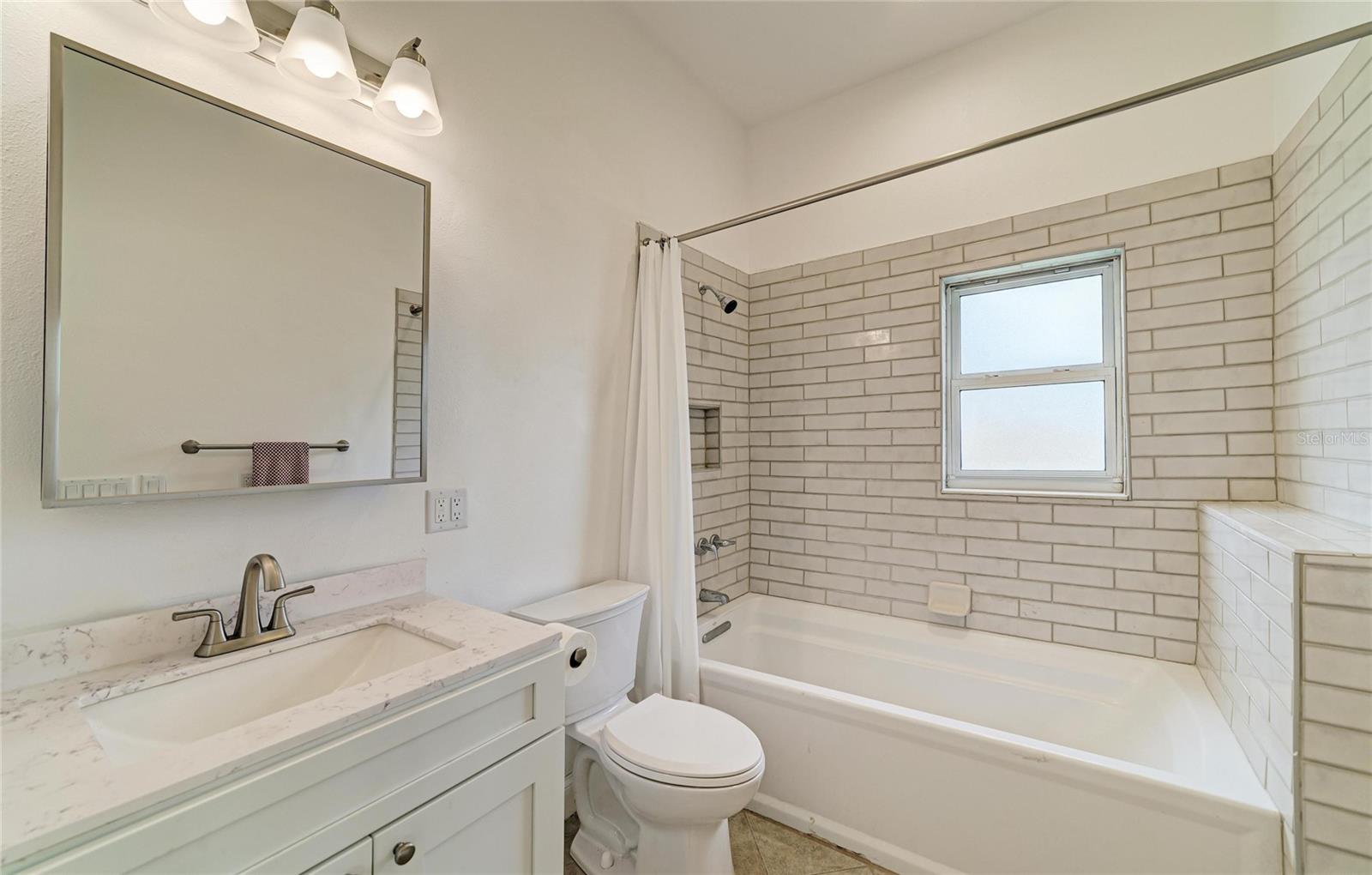 211 BAHIA VISTA DR — photo 35