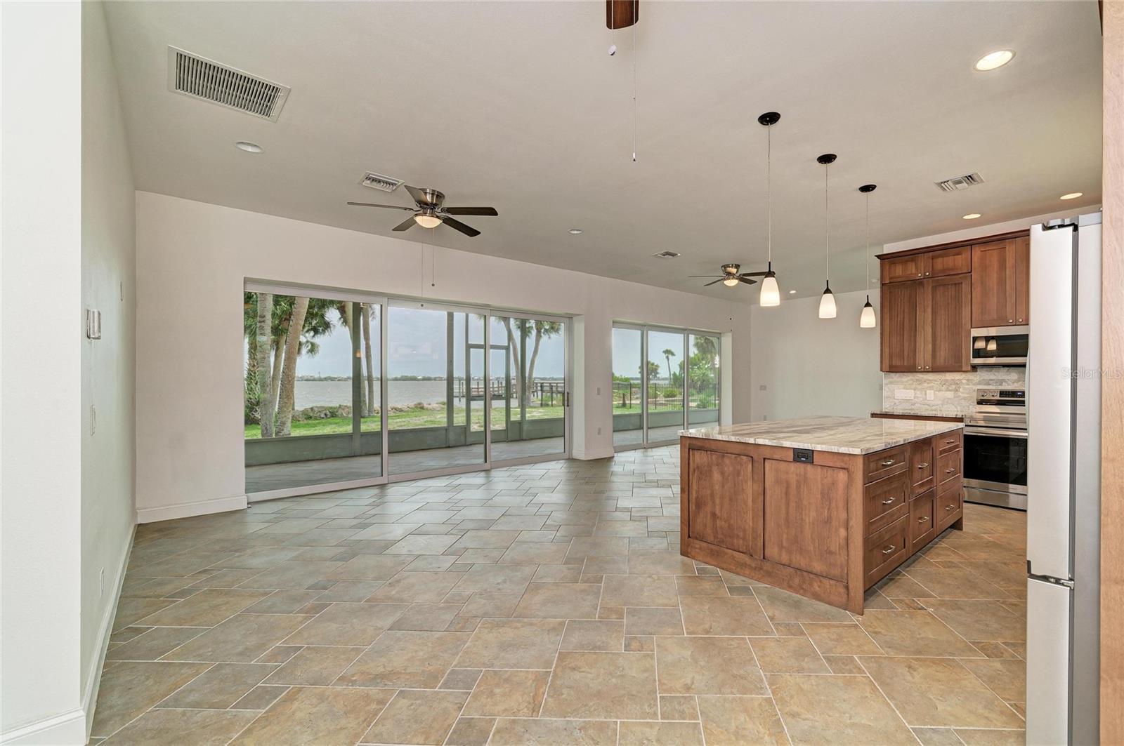 211 BAHIA VISTA DR — photo 24