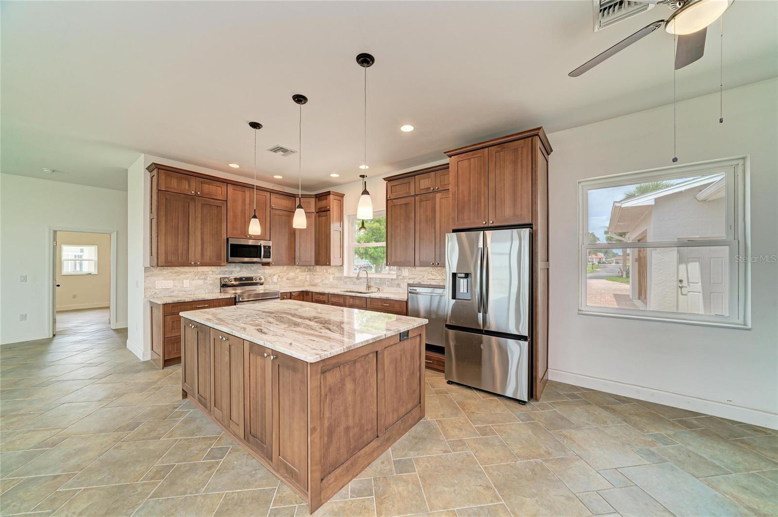211 BAHIA VISTA DR — photo 15
