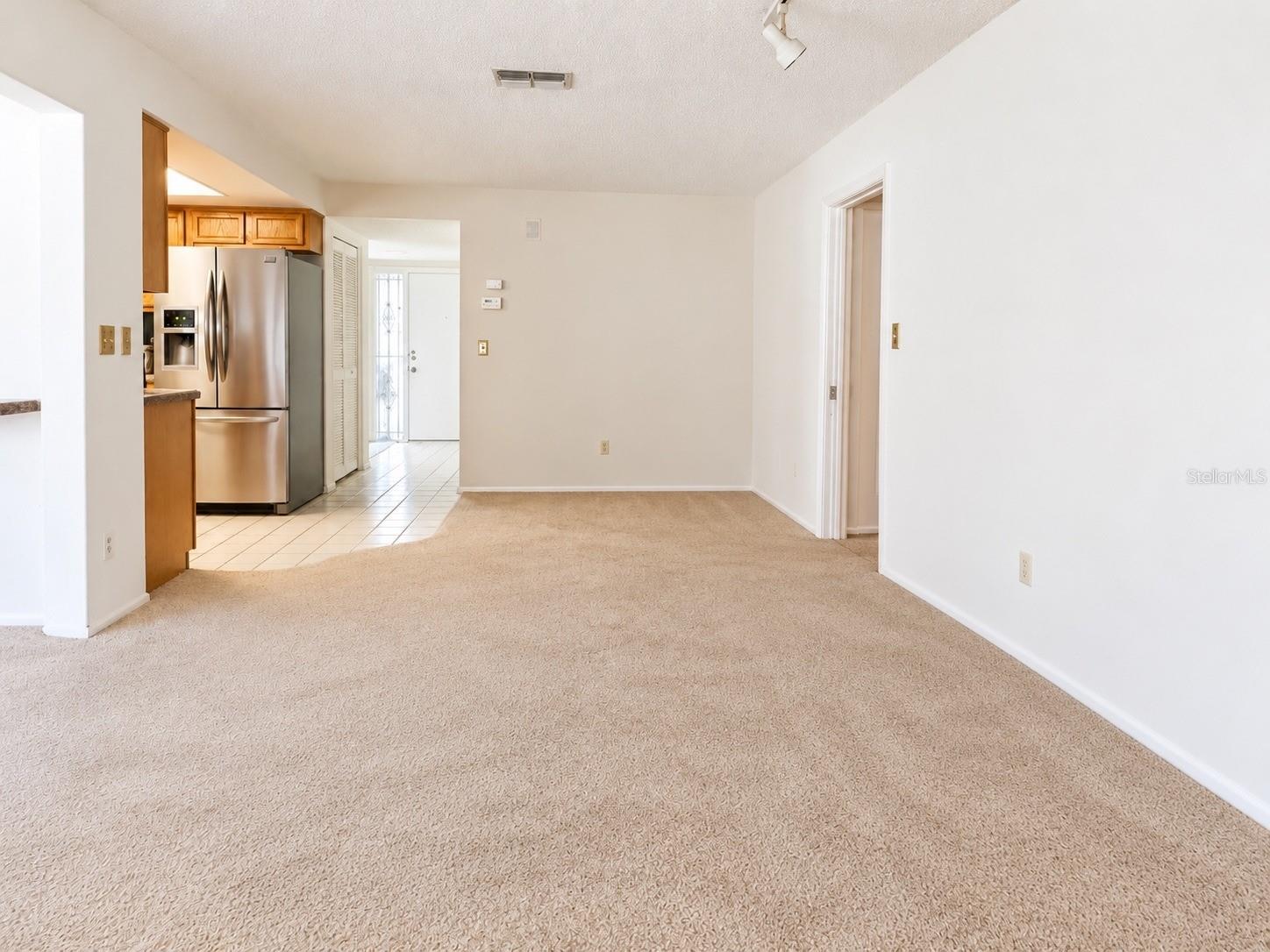 2942 MACALPIN DR W — photo 10
