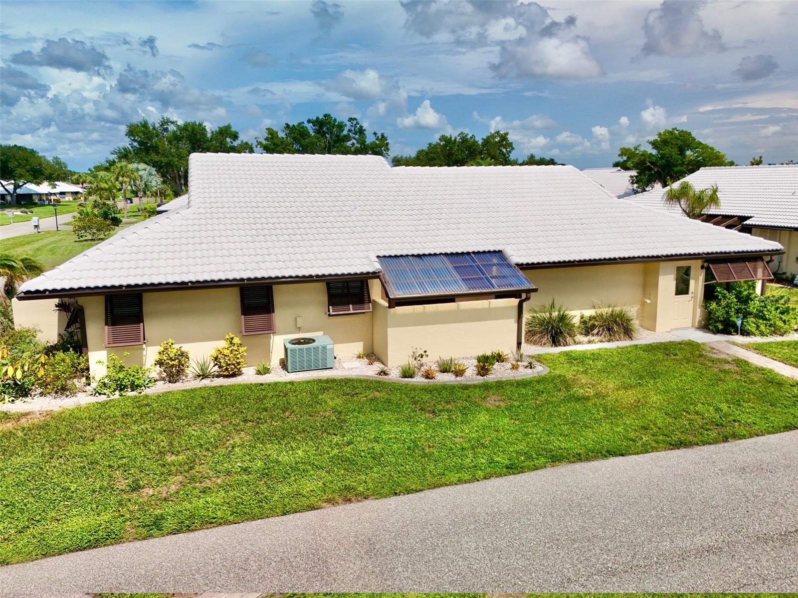 44 SANDSTONE CIR — photo 4