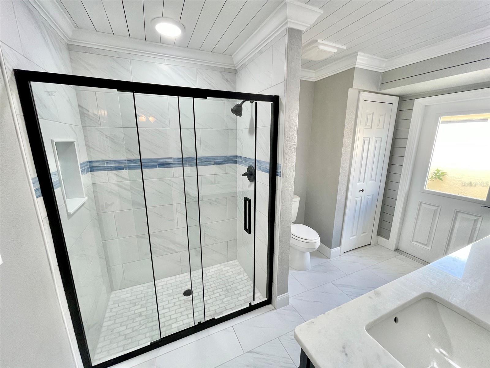 44 SANDSTONE CIR — photo 37